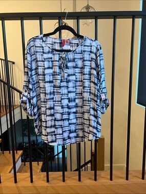 5/48 Black & White Abstract Plaid Tie-Front Tunic